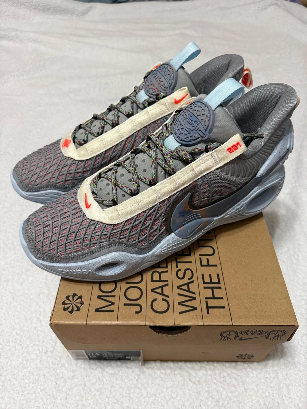 New Men’s Size 11.5 Nike Cosmic Unity Particle Grey / Chambray Space Hippie
